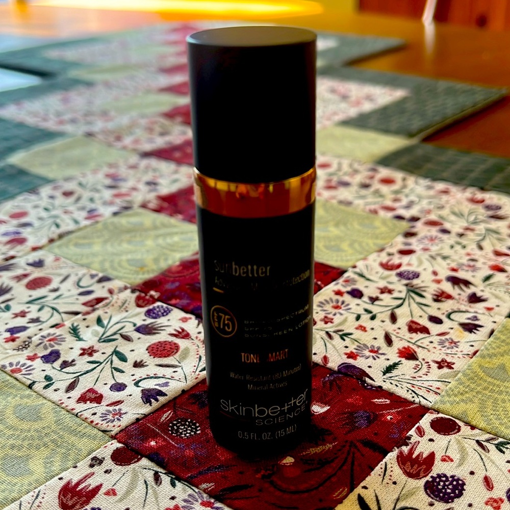 New sunbetter tone smart. 75spf sunscreen lotion. 0.5 flow. Had not been used.